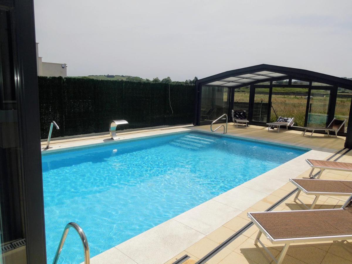 Apartamentos Playa De Covachos 소토 데 라 마리나 외부 사진