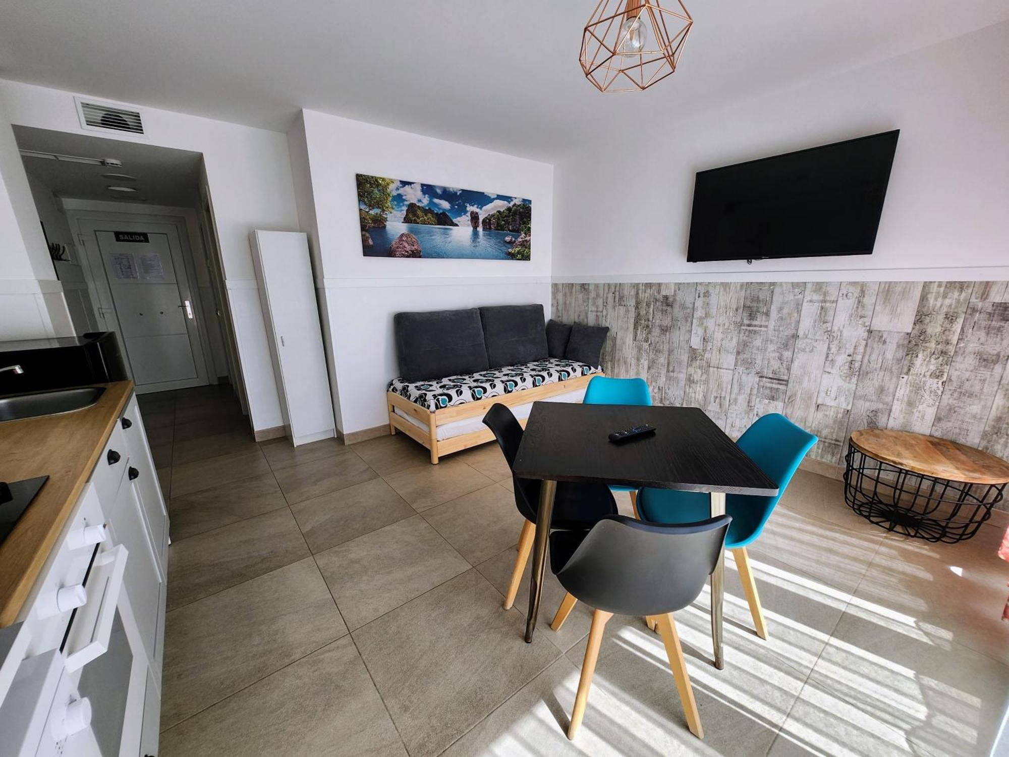 Apartamentos Playa De Covachos 소토 데 라 마리나 외부 사진